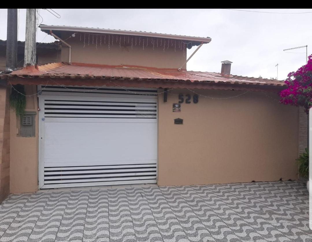 פראייה גראנדה Casa Veraneio A 500 Metros Da Praia מראה חיצוני תמונה